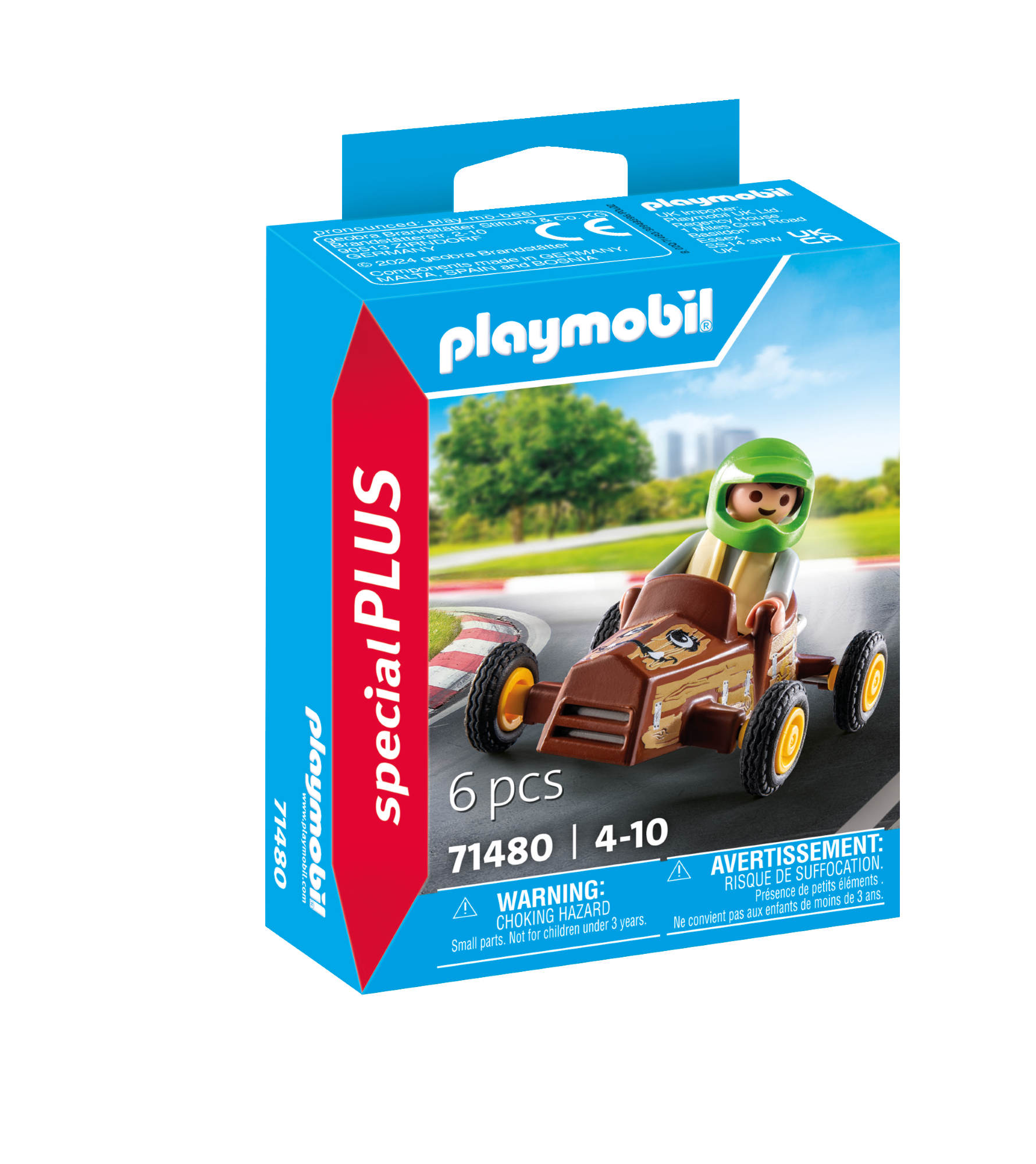 Enfant avec voiture de karting