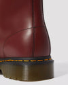 DR MARTENS ANFIBIO CHERRY