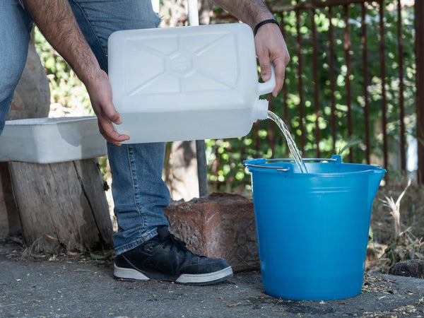 Secchio Comune Con Becco Lt. 12 - Ecoplast