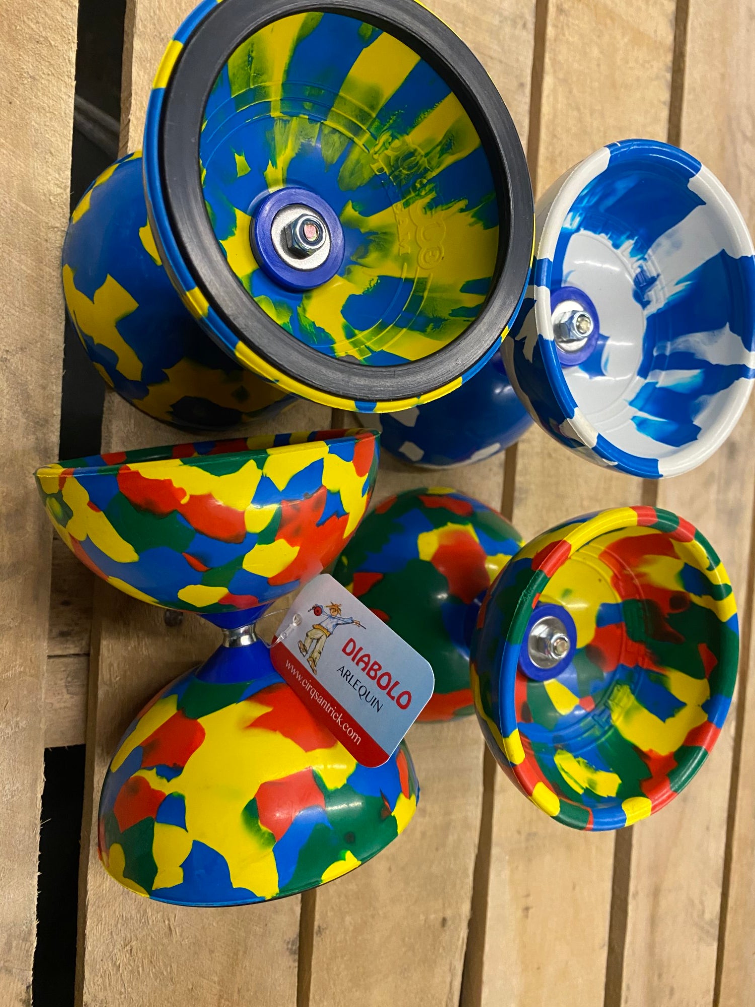 Diabolo Arlequin sans roulement à billes
