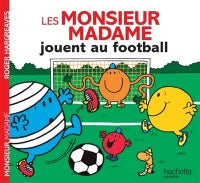 M. Mme jouent au football
